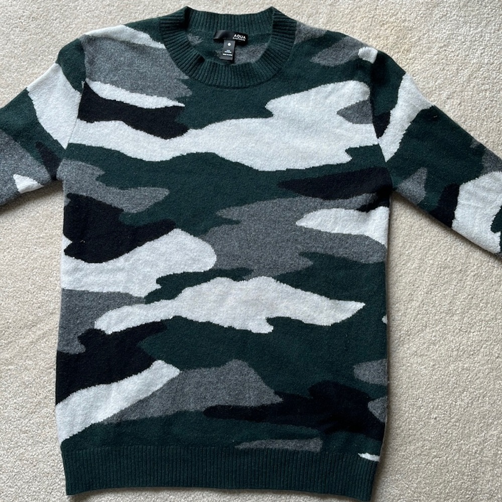 Cashmere sweater by AQUA